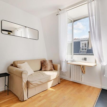 Tour Effeil - Ecole Militaire - Invalides Apartment Париж Екстериор снимка
